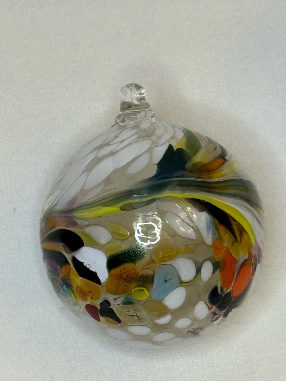 NWT Zorza Hand Blown Art Glass Ornament Poland White Rainbow Swirl Festive New